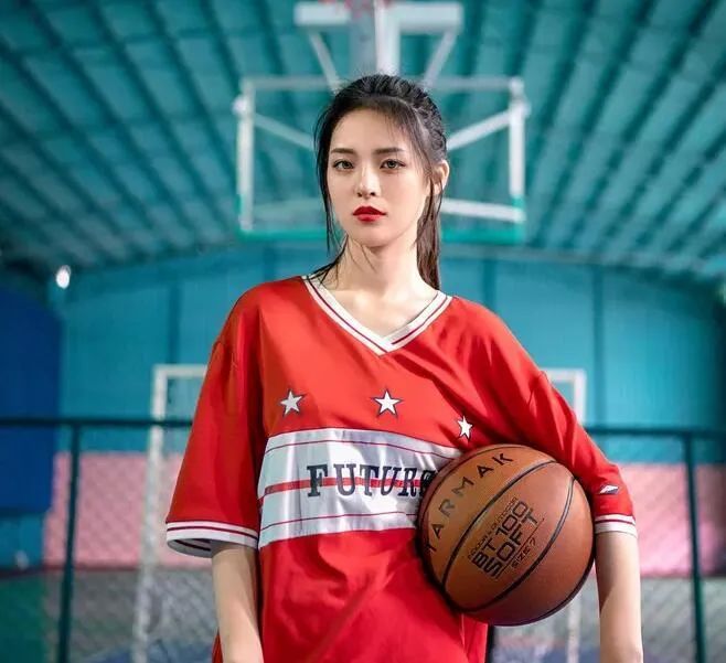 水瓶座女生的致命情敌是谁 水瓶女的情敌会是谁 腾讯新闻