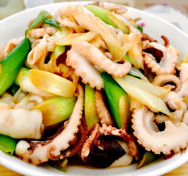 家常葱爆八爪鱼,八爪鱼怎么做才鲜嫩,手把手教你学会