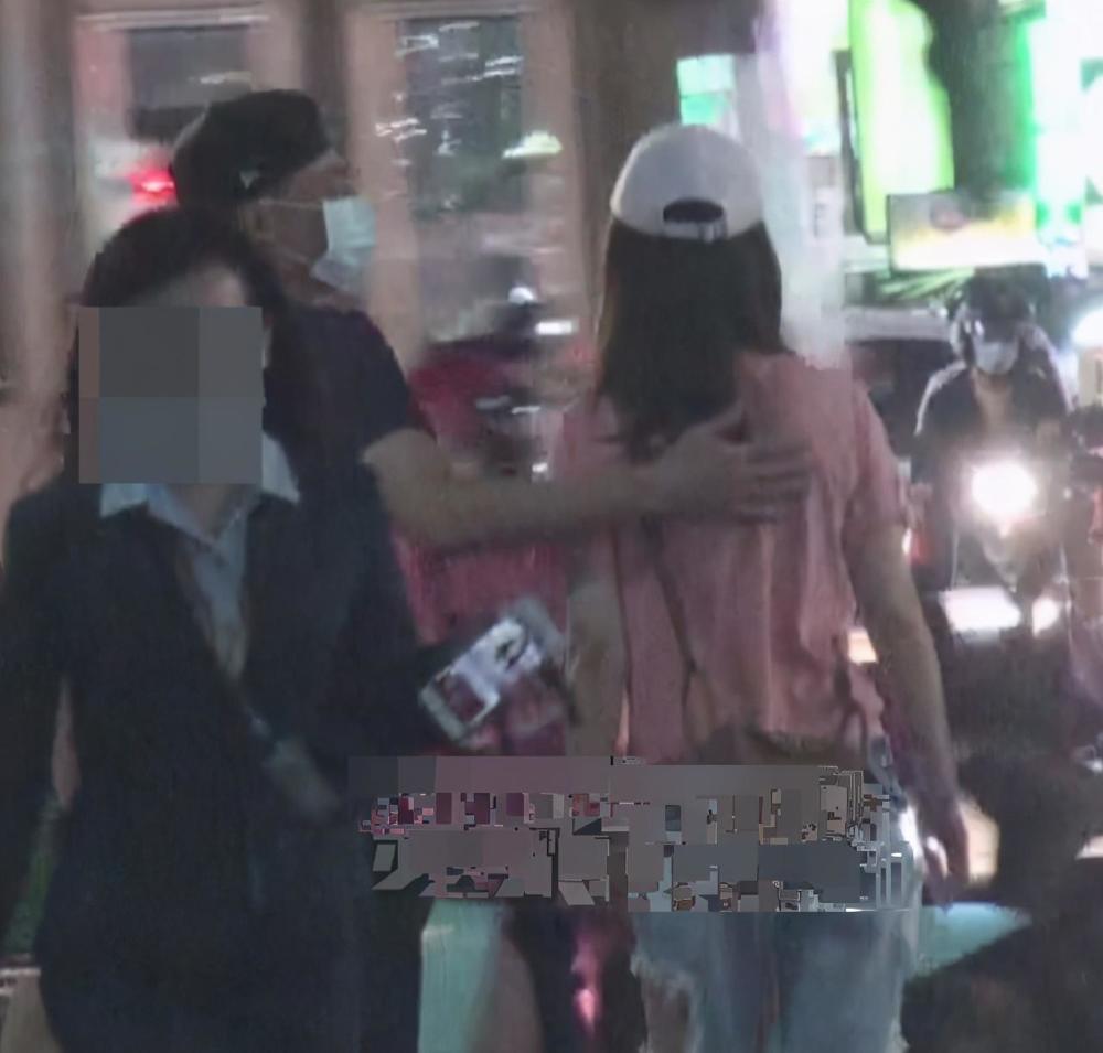 林心如|林心如被曝与霍建华当街吵架，分道扬镳后淋雨落泪，本尊正面回应