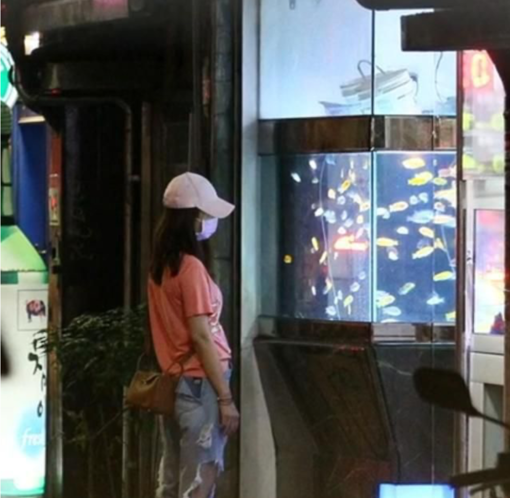 林心如|林心如被曝与霍建华当街吵架，分道扬镳后淋雨落泪，本尊正面回应