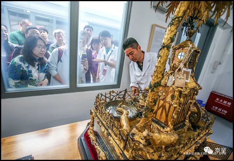 饶强|百余张摄影作品，展现“京城之脊”的历史风韵