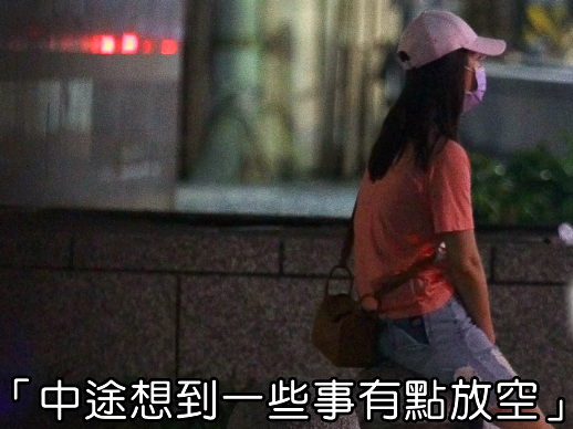 霍建华|霍建华开跑车撇下爱妻，林心如雨中失魄一人放空，网友：真爱难寻