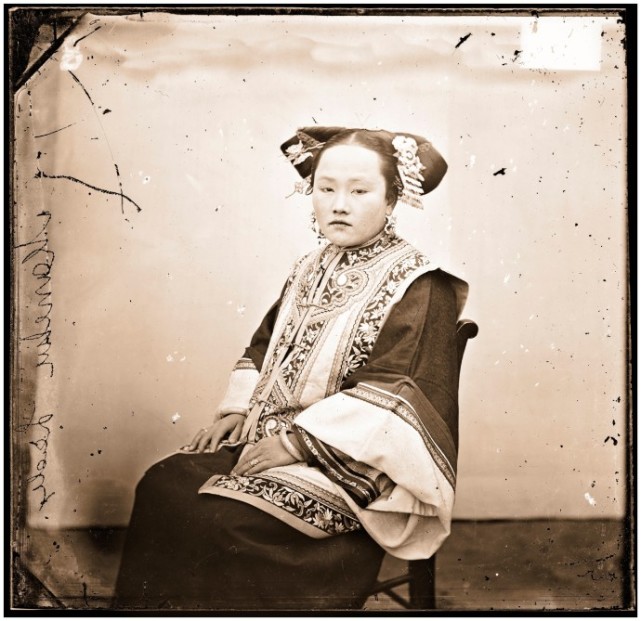 1870年,满族女子
