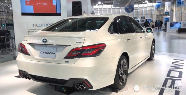 2021款"皇冠"日本下线,2.0t带底盘升降,约合人民币27万!