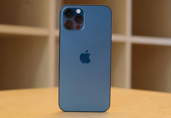 iPhone12开售排队-WordPress极简博客