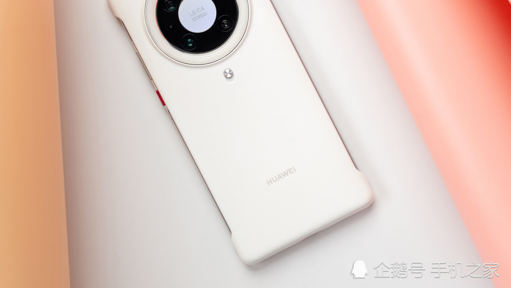 一脉相承的雅致设计 华为mate40 pro秘银色图赏