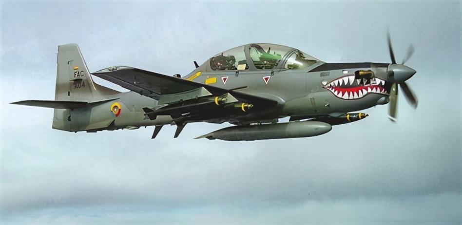 现代化的螺旋桨飞机超级巨嘴鸟轻型攻击机远销菲律宾