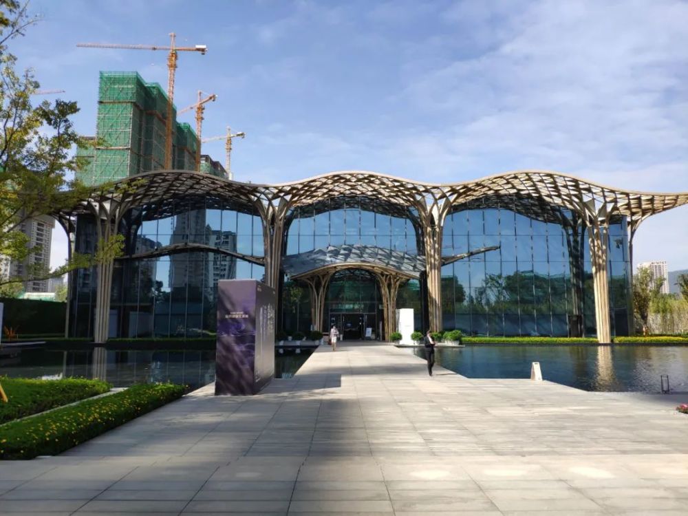 中国城市旅游|世家“西起东兴”汉传造像特展，将于10月24日、25日直播