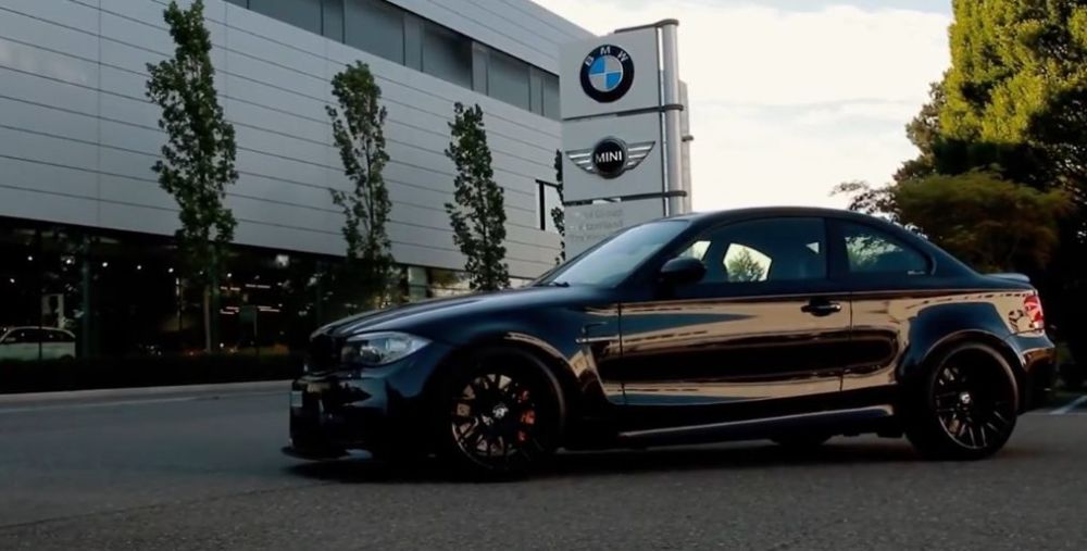 限量版的钢炮之王宝马1mcoupe真的是太好玩了