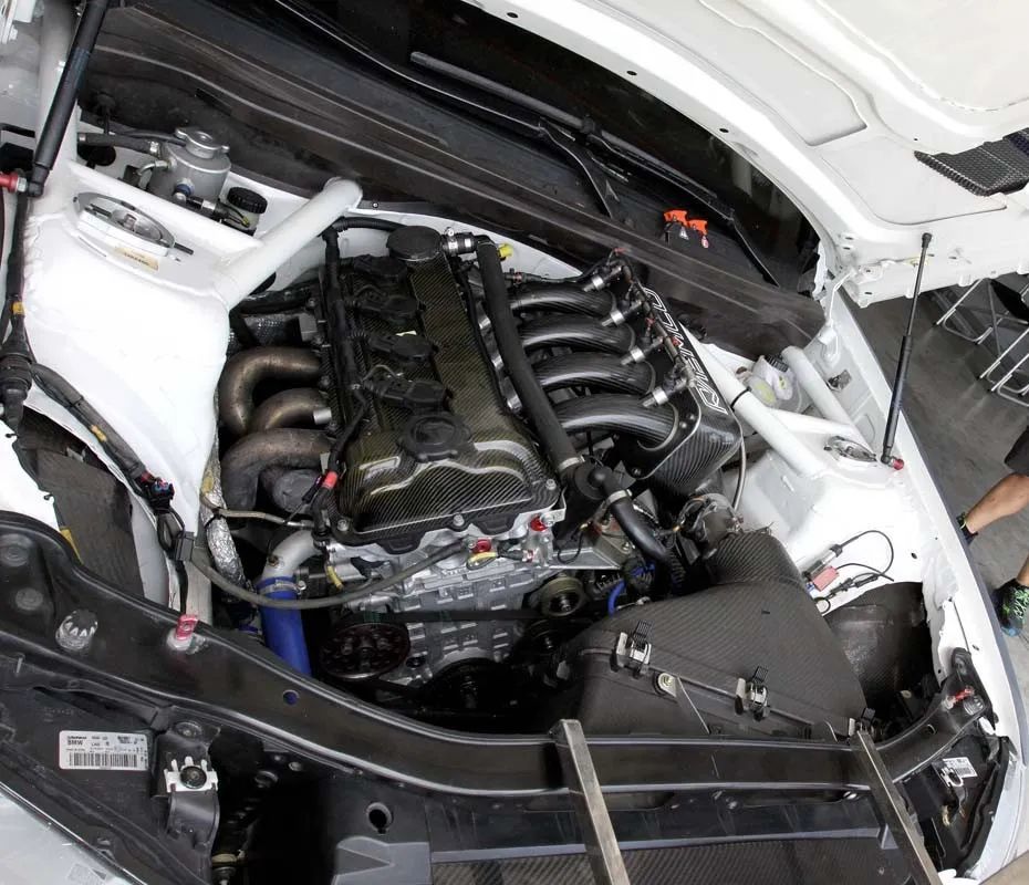 容易被误认为"低配"的宝马e90,实际是机舱内自带碳纤的稀罕物_腾讯