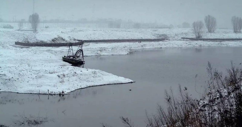 掬水月在手|《掬水月在手》导演陈传兴：用镜头搭建“诗与存在”