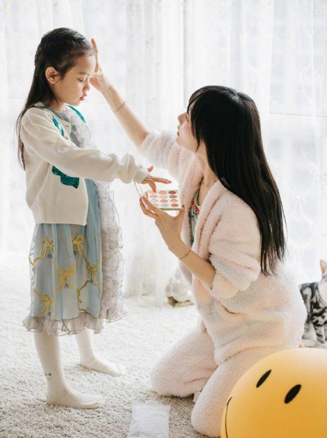 李小璐|李小璐近照状态越来越好，曾自曝：如果不是女儿，早已结束了自己