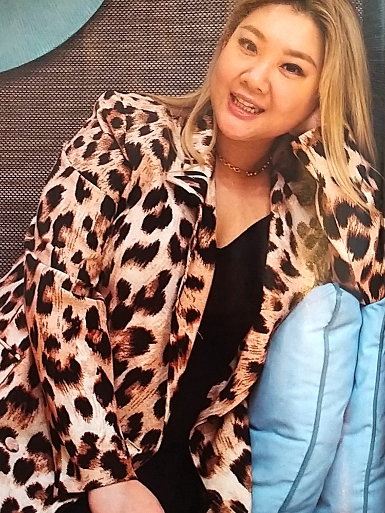 郑欣宜|33岁郑欣宜着急生孩子，用手机约会软件相亲，凭性格魅力吸引帅哥