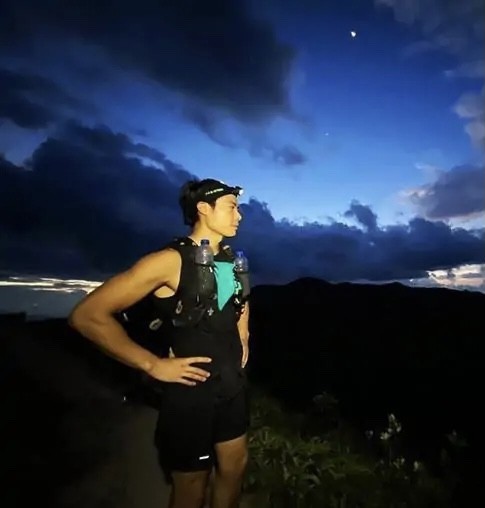 刘銮雄|刘銮雄前女友吕丽君是赢家，收20亿财产后分手，和鲜肉恋情曝光