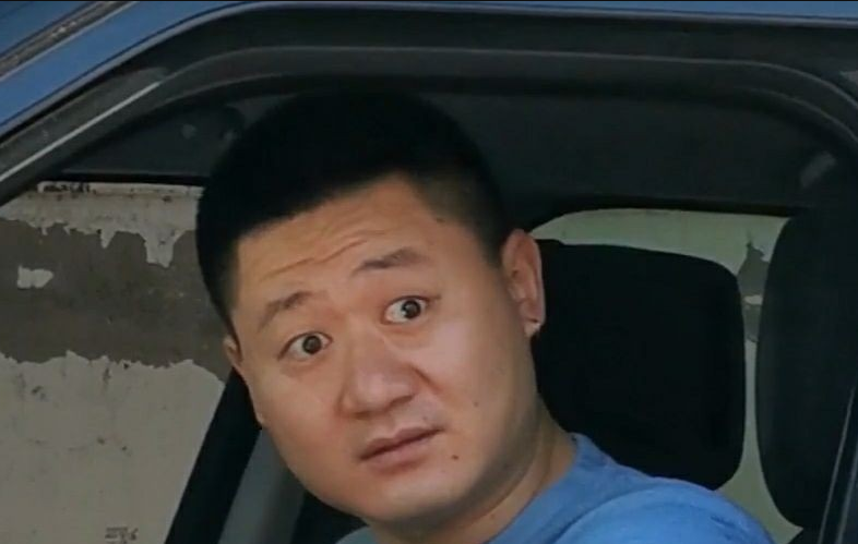 邢酒肉十佳员工在故事里的名字叫马小浩,一直感觉"十佳员工"长得蛮帅