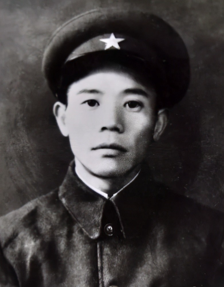 ▼罗春生:第40军第118师师长,1952年5月15日牺牲.