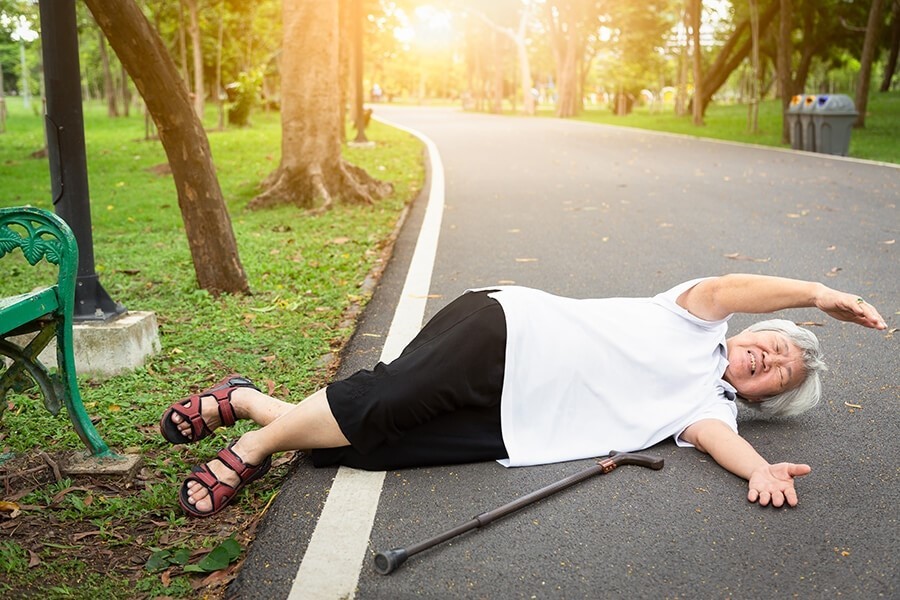 35岁他瘫痪在床生活不能自理只因为疏忽了这件事