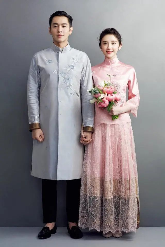 唐艺昕坐月子照首曝光!手臂纤细气色佳,露标志性甜美笑容超抢镜