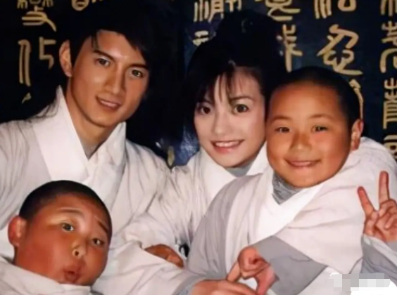 曹骏|加了尔冬升微信，曹骏依然难火，除了身高170，这里更虐……