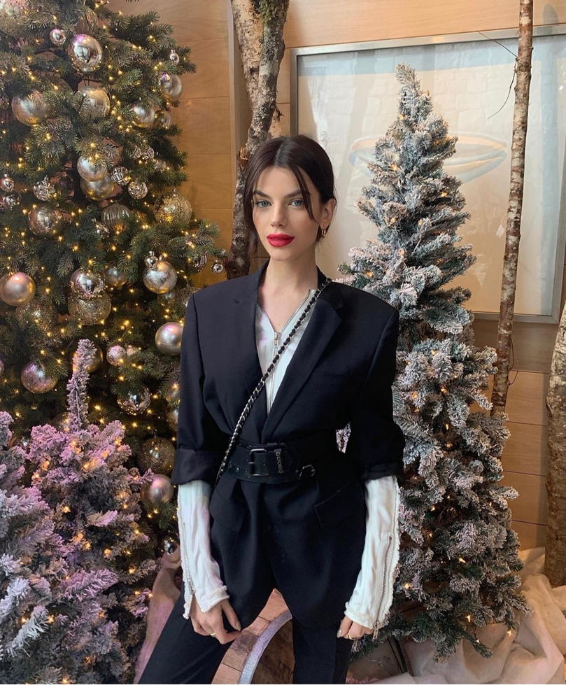 海报库大布的前前前女友宝藏白富美名模soniaammar