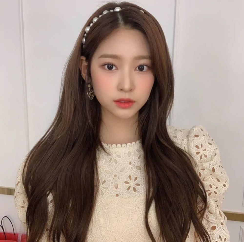 2020秋季必备发色显白时髦还温柔100分黄皮女孩闭眼入