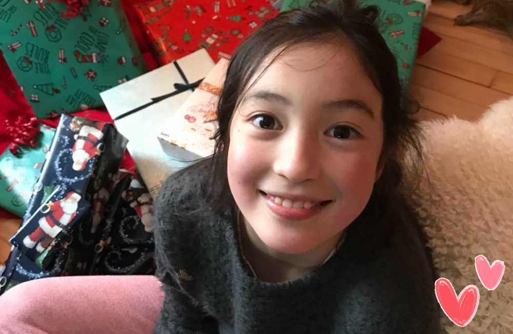 爷爷是美国人,奶奶是法国人,生下美法混血儿子,外公是中国人,外婆是