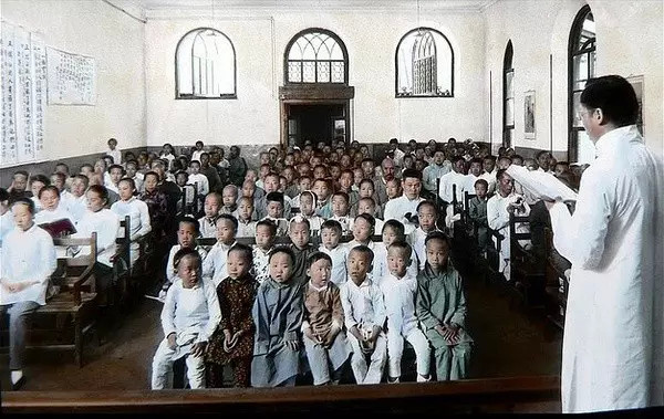 北京|珍贵老照片，很多人仿佛穿越了！