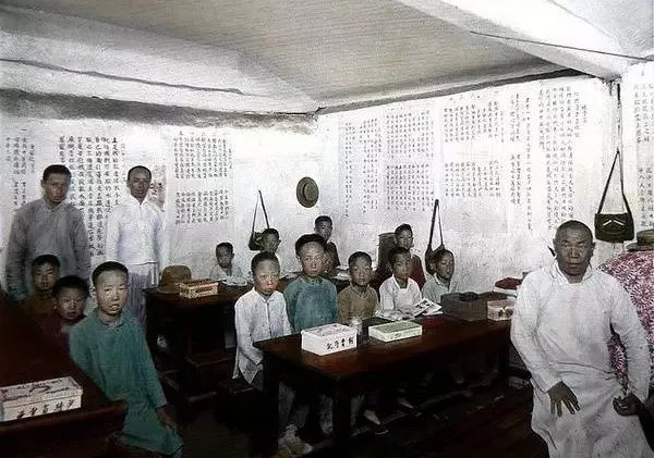 北京|珍贵老照片，很多人仿佛穿越了！