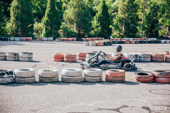 北京|4500元就可以“上天”“下海”“飙车”，教你如何玩转北京