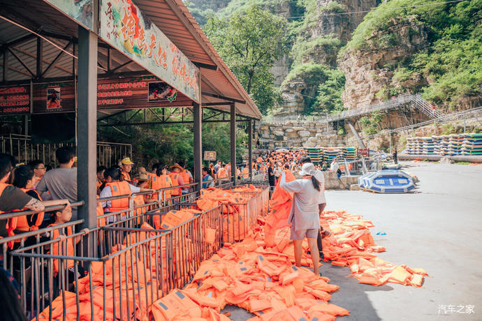 北京|4500元就可以“上天”“下海”“飙车”，教你如何玩转北京