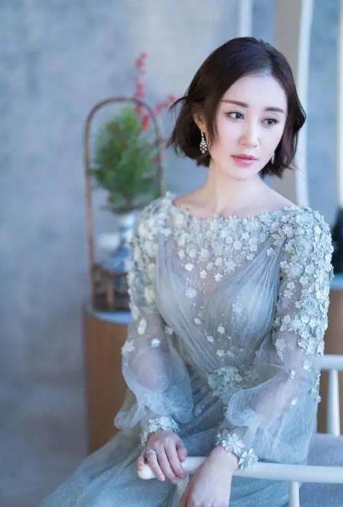 舒畅|被生父遗弃，承受失母之殇，她好像从来没红过？