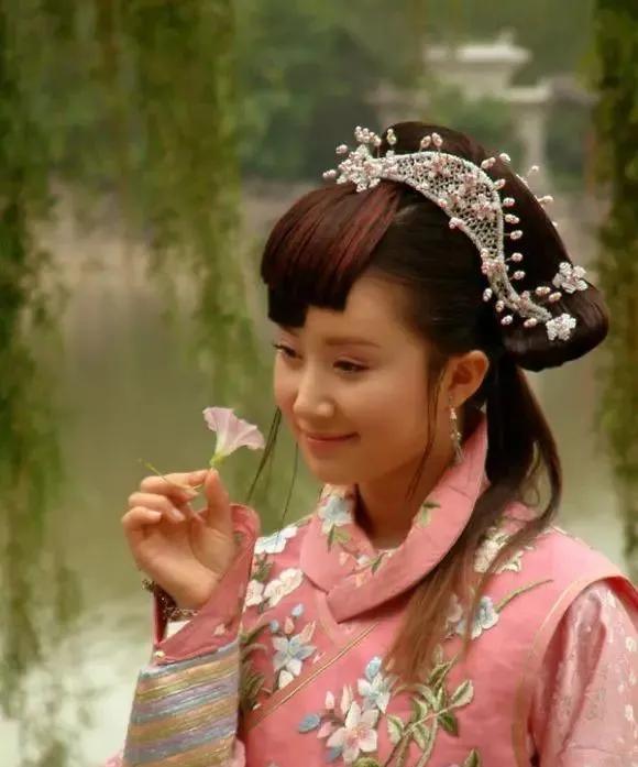 舒畅|被生父遗弃，承受失母之殇，她好像从来没红过？