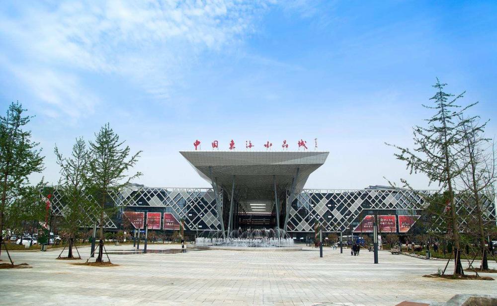 东海水晶市场假货泛滥官方持续打击打造好水晶之都金字招牌