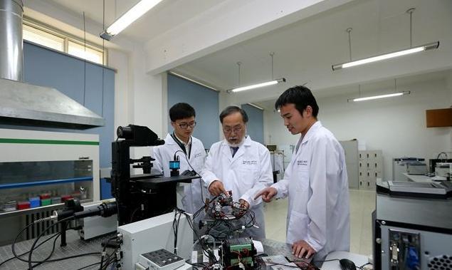 诸葛亮|他是日本顶尖科学家，背负叛徒骂名，为中国培育13名顶级人才