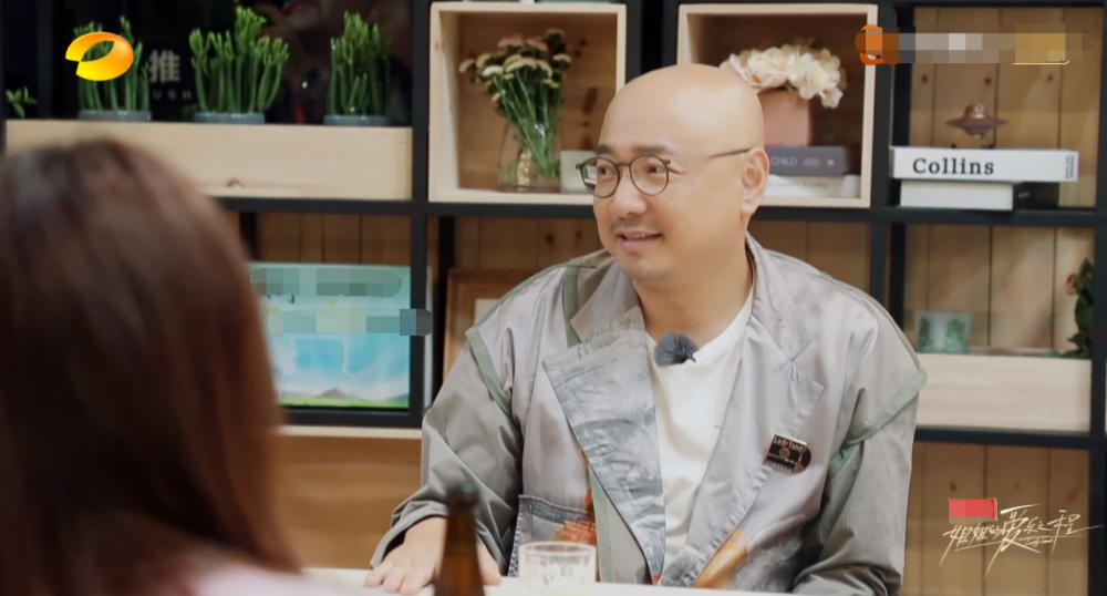 姐爱|《姐爱》徐峥首期就后悔，全程表情微妙，像极了《花少2》的杨洋