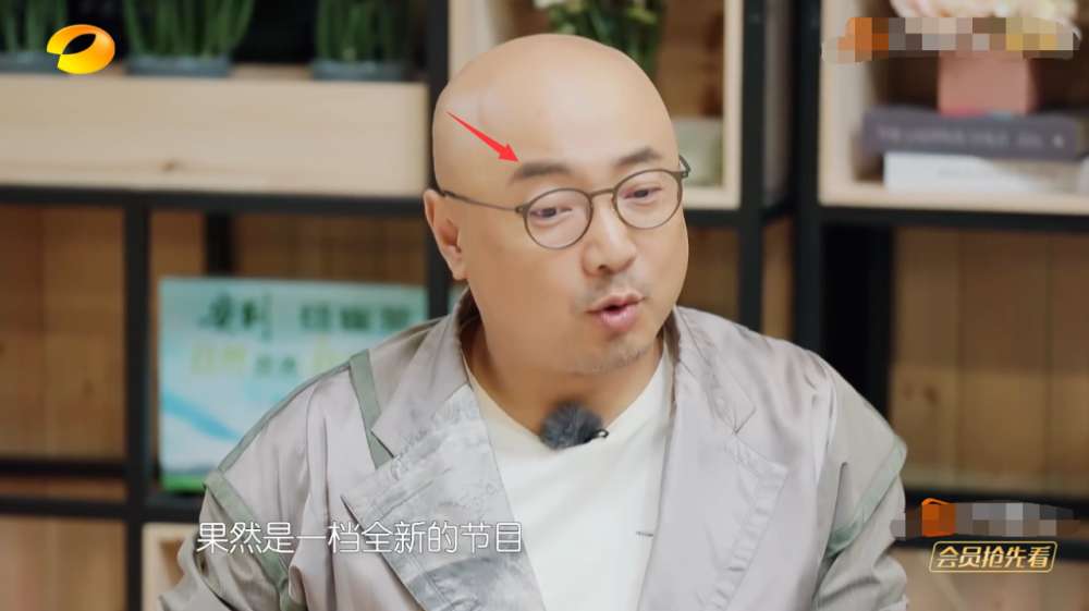 姐爱|《姐爱》徐峥首期就后悔，全程表情微妙，像极了《花少2》的杨洋