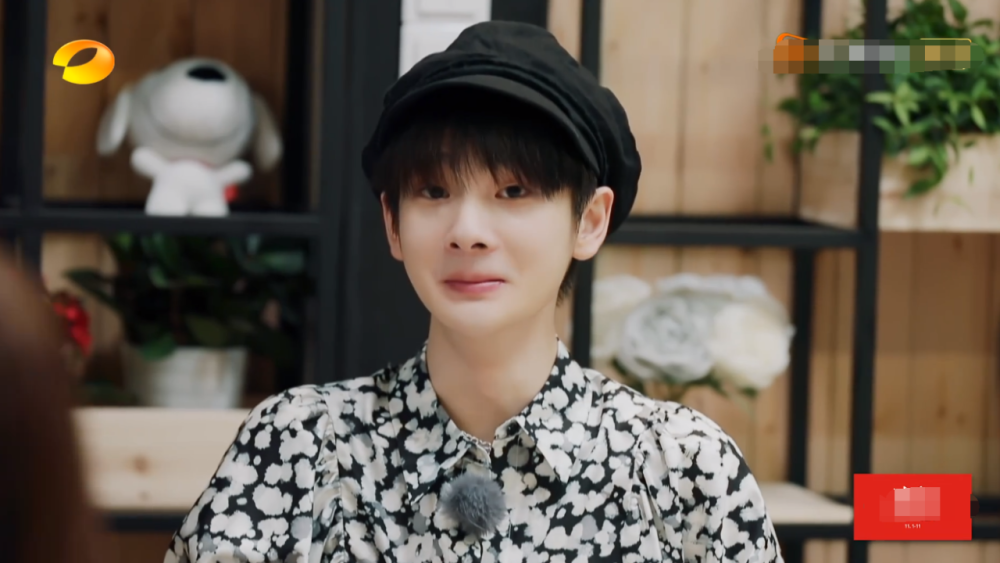 姐爱|《姐爱》徐峥首期就后悔，全程表情微妙，像极了《花少2》的杨洋