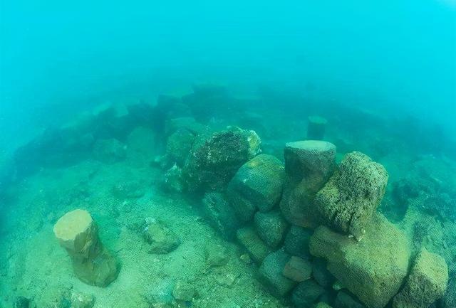 海底村庄|海南一海底村庄，上演现实版“海底龙宫”，至今还有人类生存？