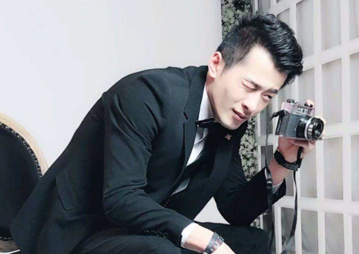 李佳琦|辛巴疑似向李佳琦“宣战”，质疑后者价格虚高，被吐槽蹭热度