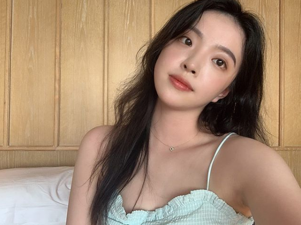 王文也|王文也恋爱后现幸福肥，晒近照脸圆一圈，此前和男友开启浪漫之旅