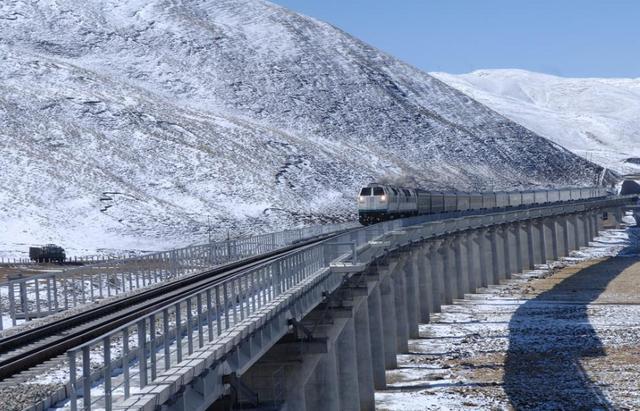 中国与尼泊尔自古以来就是友好关系,可追溯到大唐王朝时期.