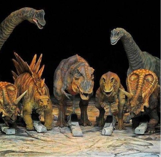 甲龙|1.1亿年前的甲龙遭遇意外，为人类留下一个胃，这是一个悲惨故事