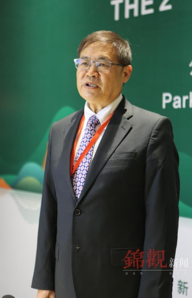 潘家华体现市民6868为本公园城市6868是6868一个革命性的