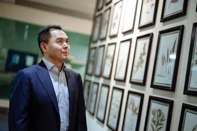 贵州最新富豪榜出炉首富是他拥有120亿元财富