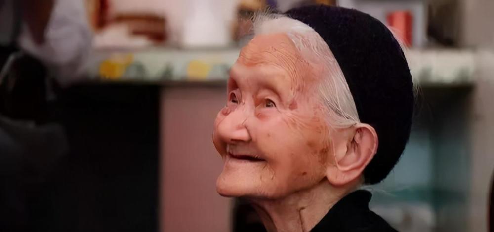 寿命短的人,身体有"2处硬",若一个不占,值得恭喜很健康