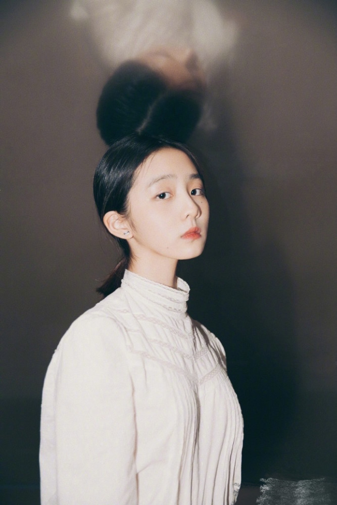 黄多多|孙莉晒大女儿称“长大后你就成了我”，多多花式卖萌成最美星二代