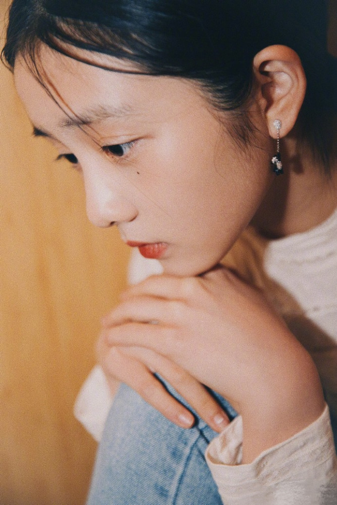 黄多多|孙莉晒大女儿称“长大后你就成了我”，多多花式卖萌成最美星二代