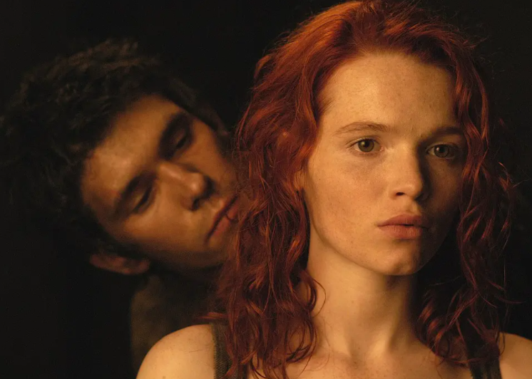 《香水》豆瓣8.5,我不敢看!9个少女体香做成的香水居然是爱情?