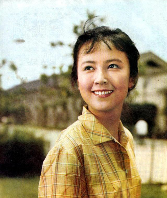 著名演员赵静近照曝光,崇拜《英雄儿女》王芳,嫁给粉丝如今美满