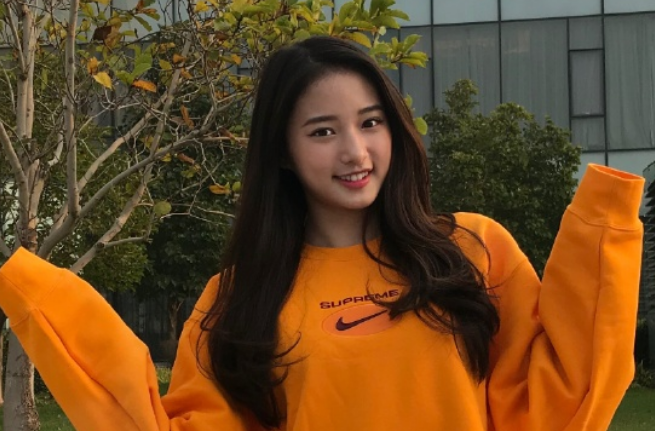 陈昕葳首登灌篮却被球员欺骗落泪得知真相很气愤